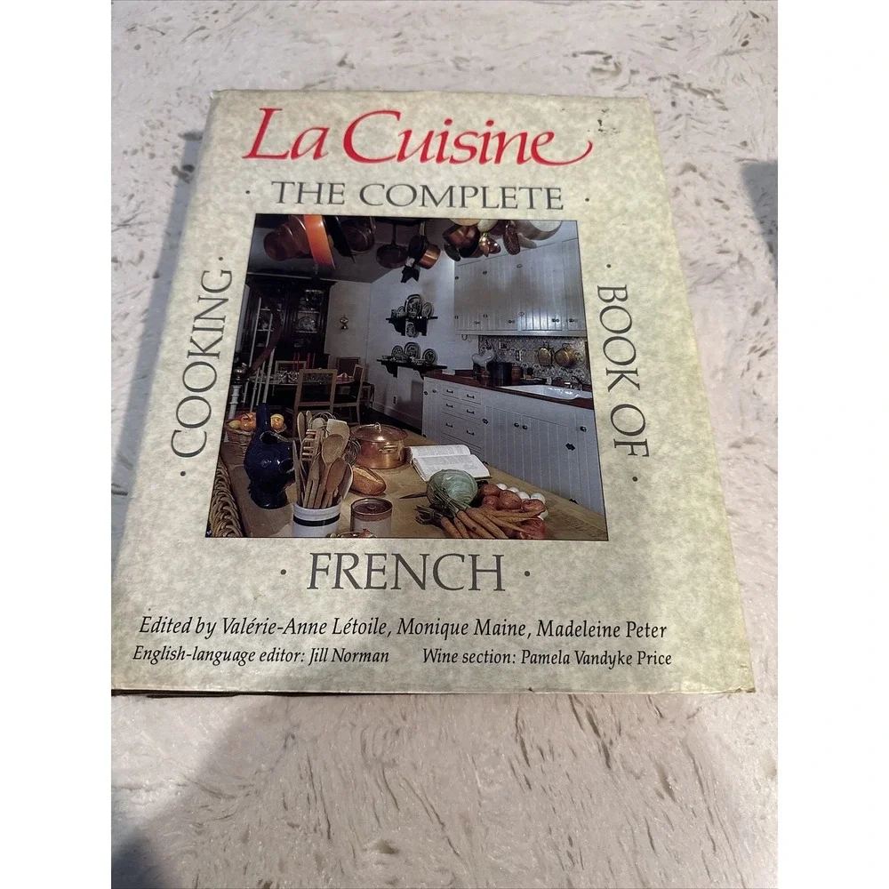 LA CUCINA: THE‎ COMPLETE BOOK OF ITALIAN COOKING By Myra Street - Hardcover *VTG